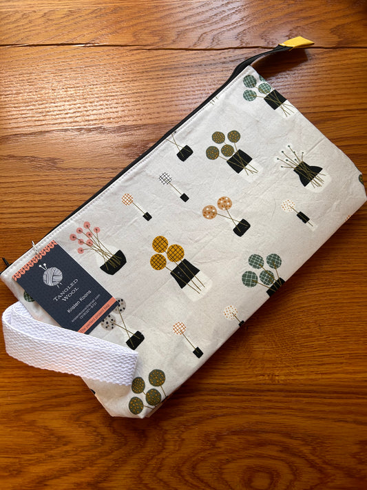 Tangled Wool Zippered Bag