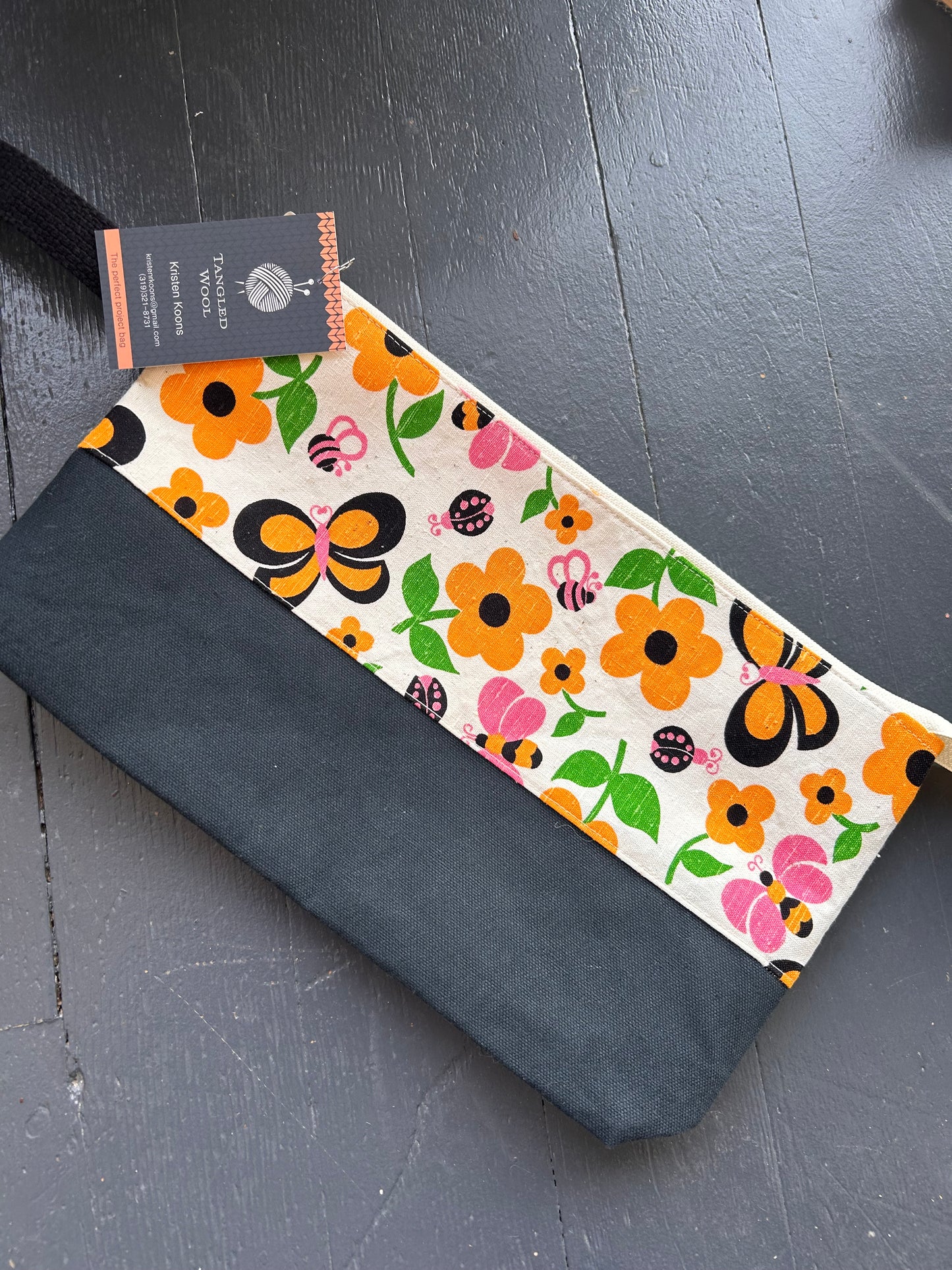 Tangled Wool Zippered Bag