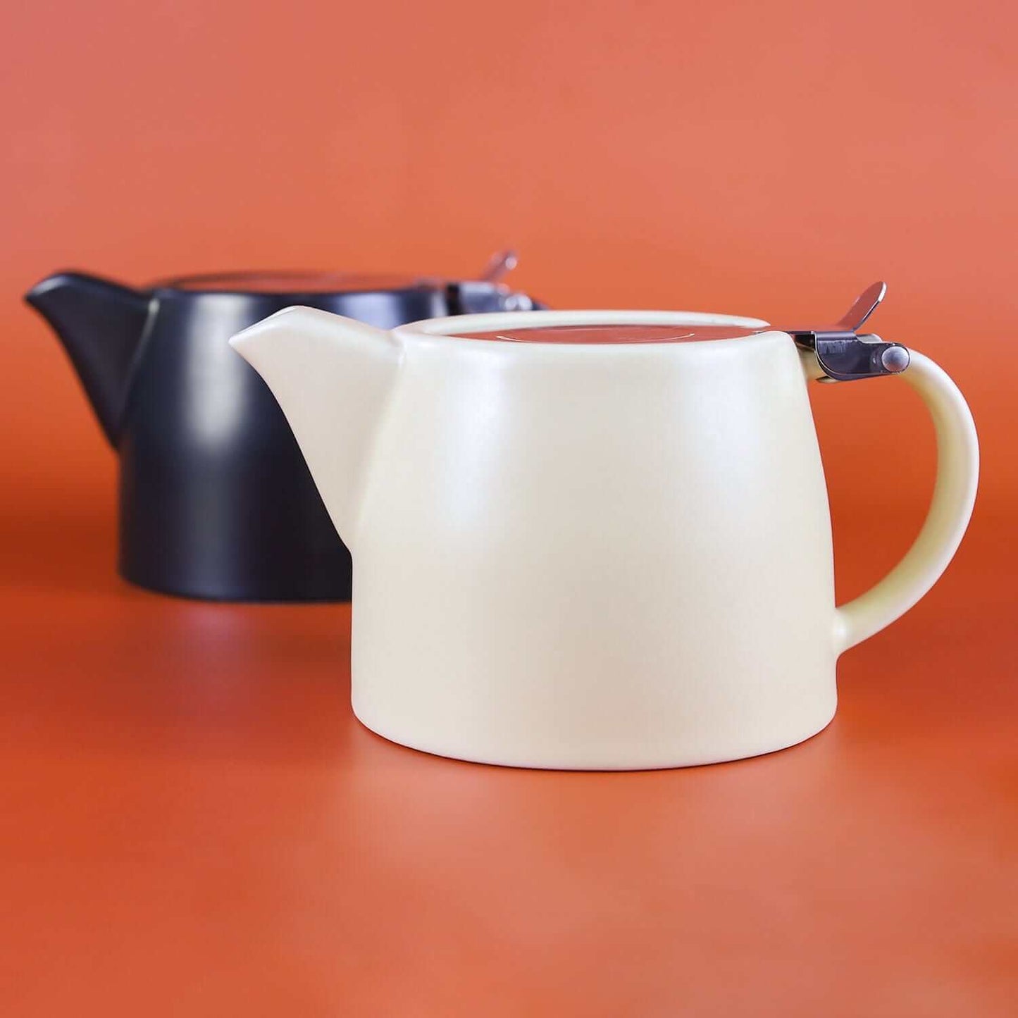The Nordic Teapot: Cream