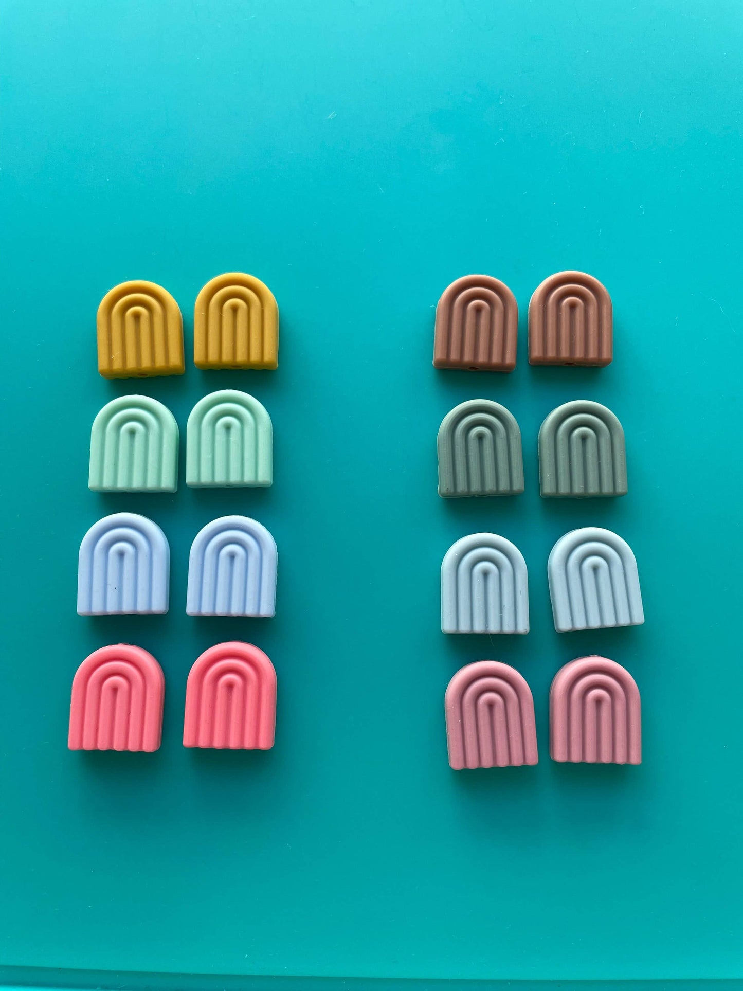 Rainbow Knitting Needle Point Protectors