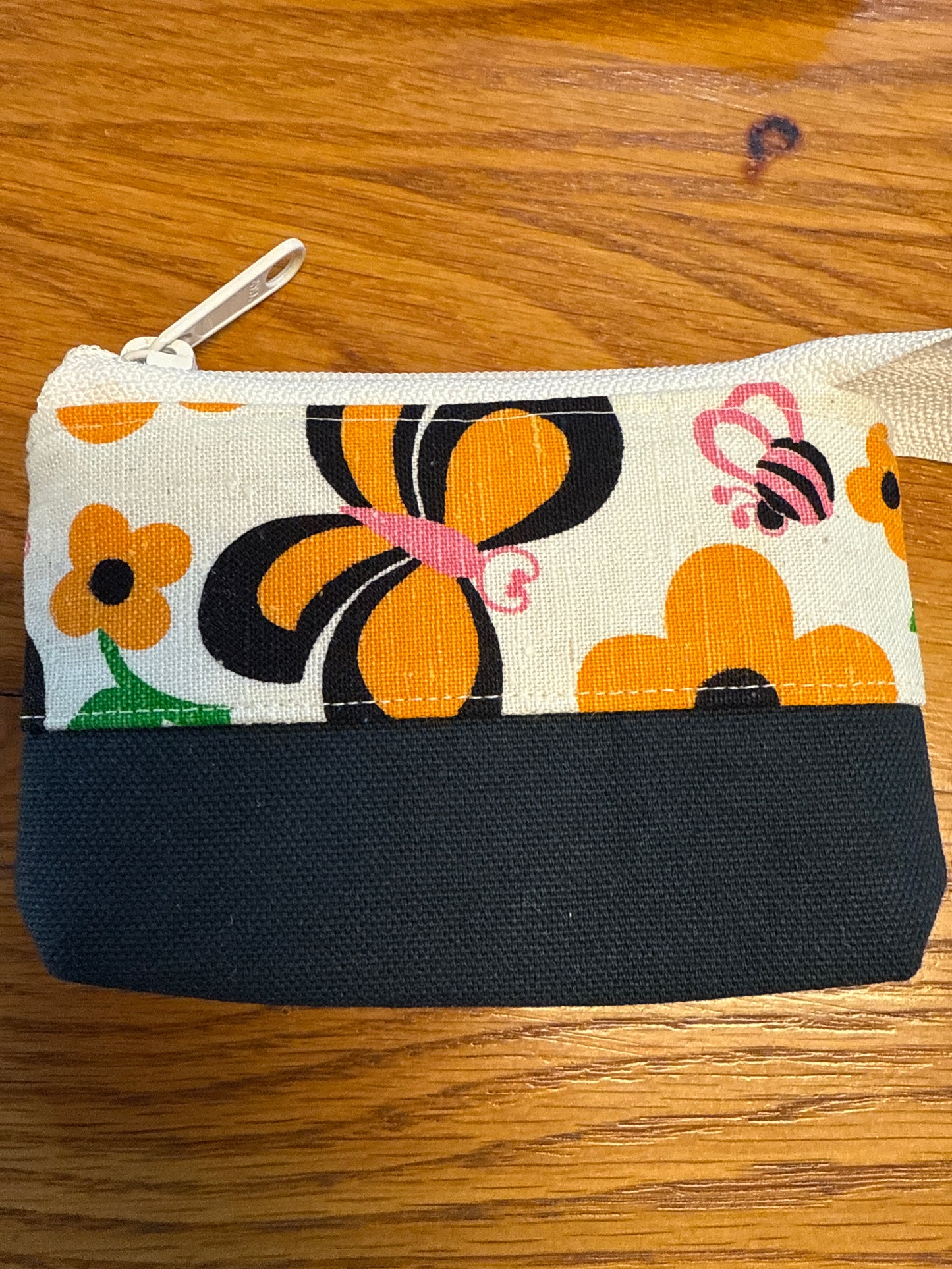 Tangled Wool Notions Bag