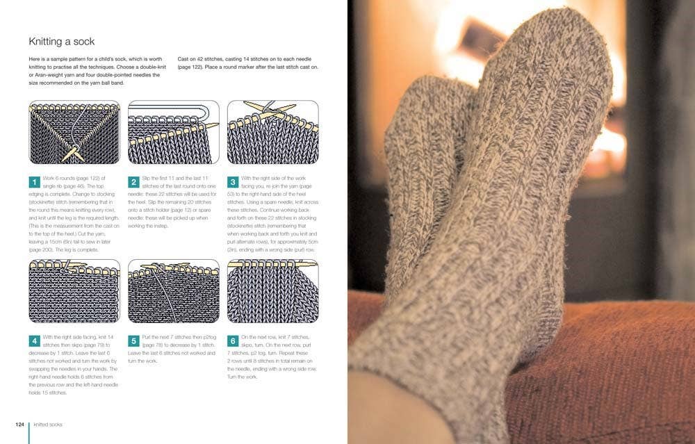Wilderness Knits : Scandi-Style Sweaters