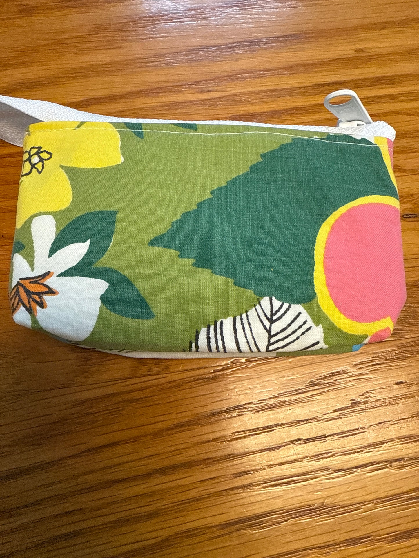 Tangled Wool Notions Bag