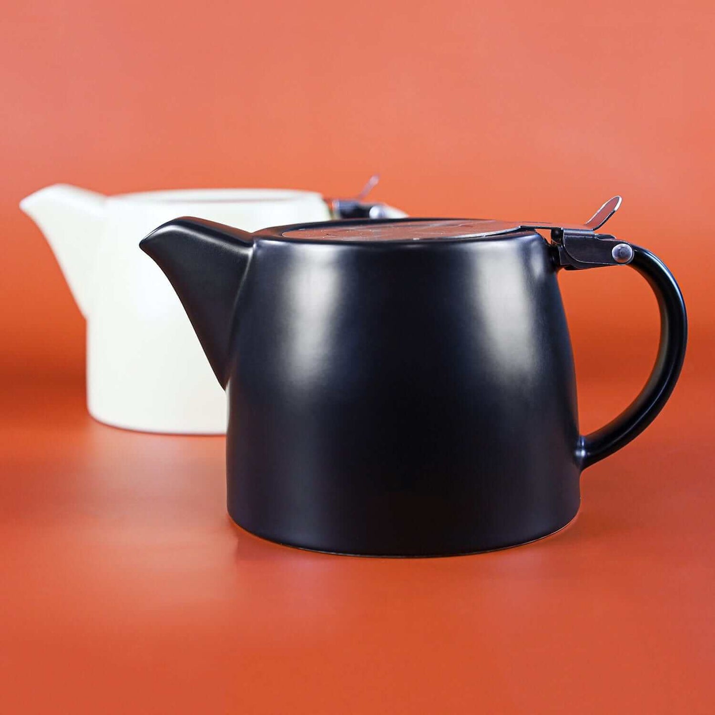 The Nordic Teapot: Cream