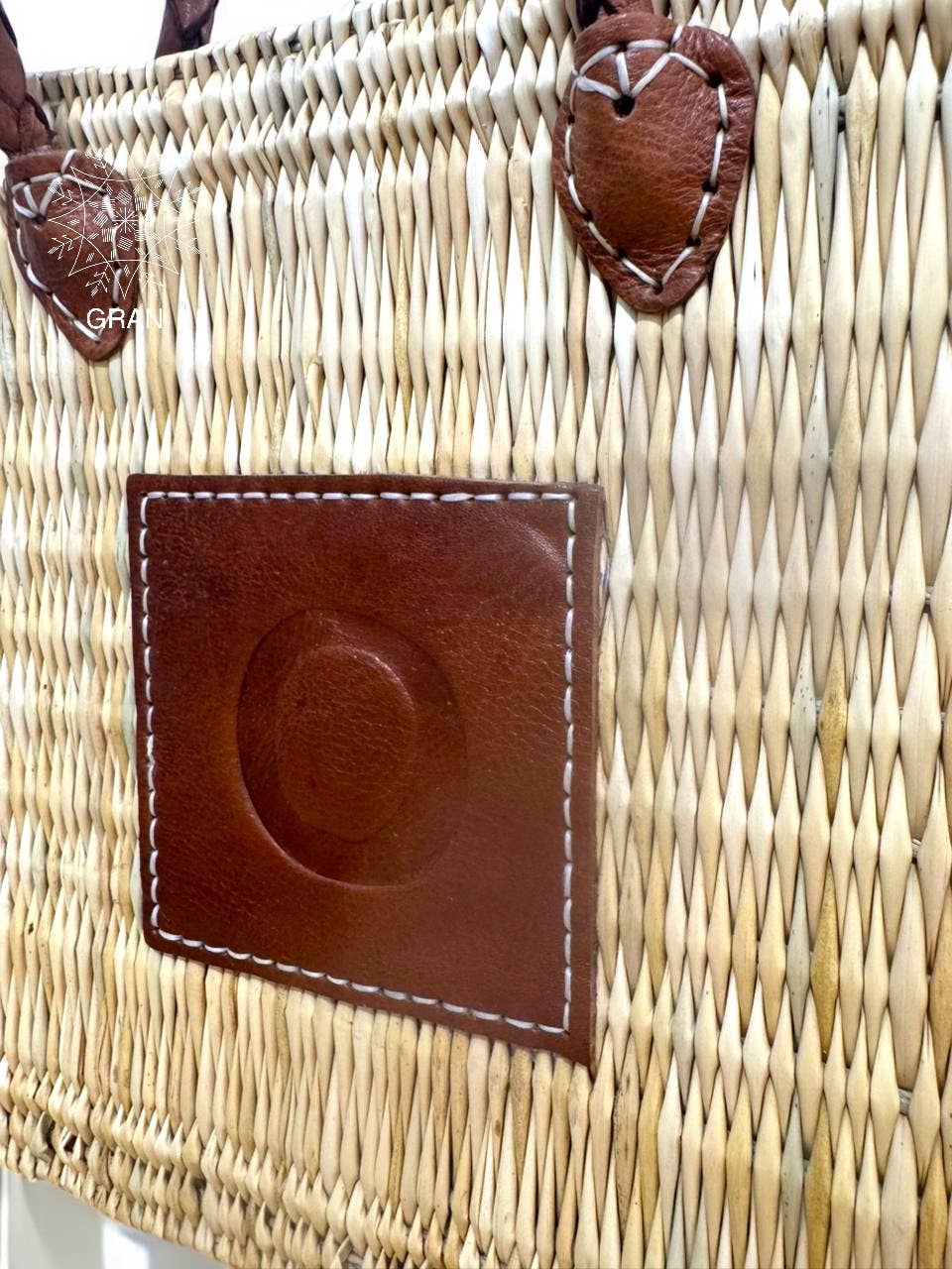 Market Reed Storage, Leather lined