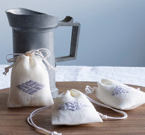 Counted Sashiko Embroidery: 31 Projects