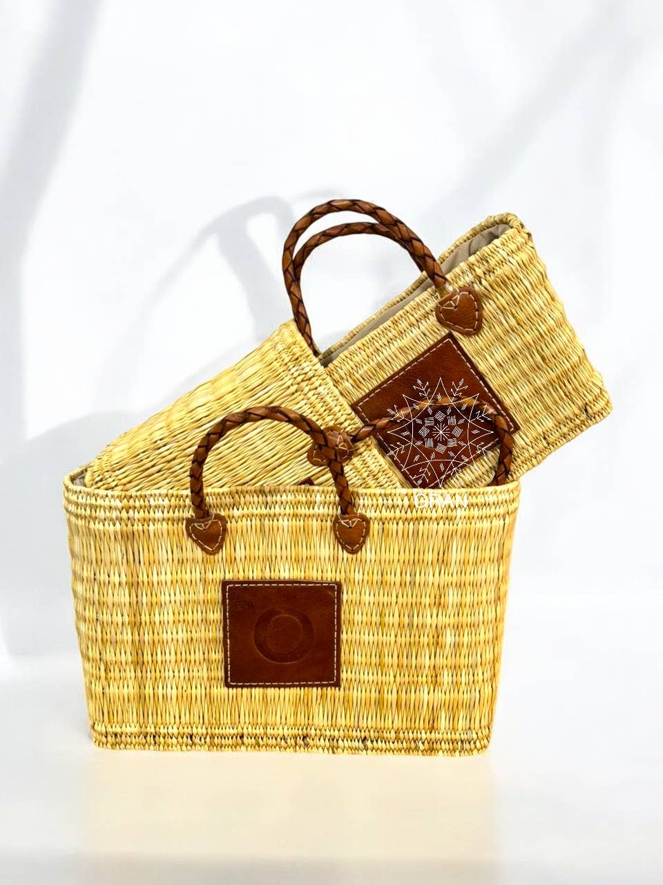 Market Reed Storage, Leather lined